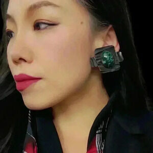 Kate Hines Vintage earrings  clip-on style